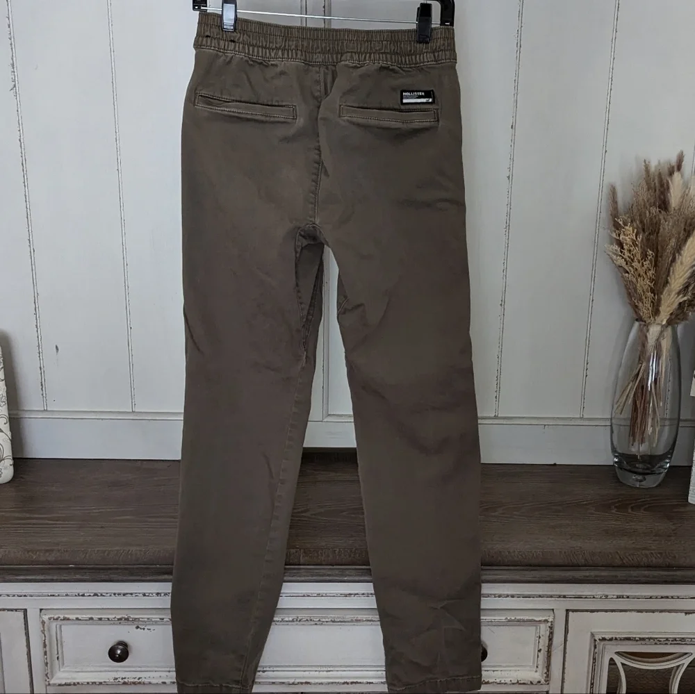 Hollister Khaki pant Joggers